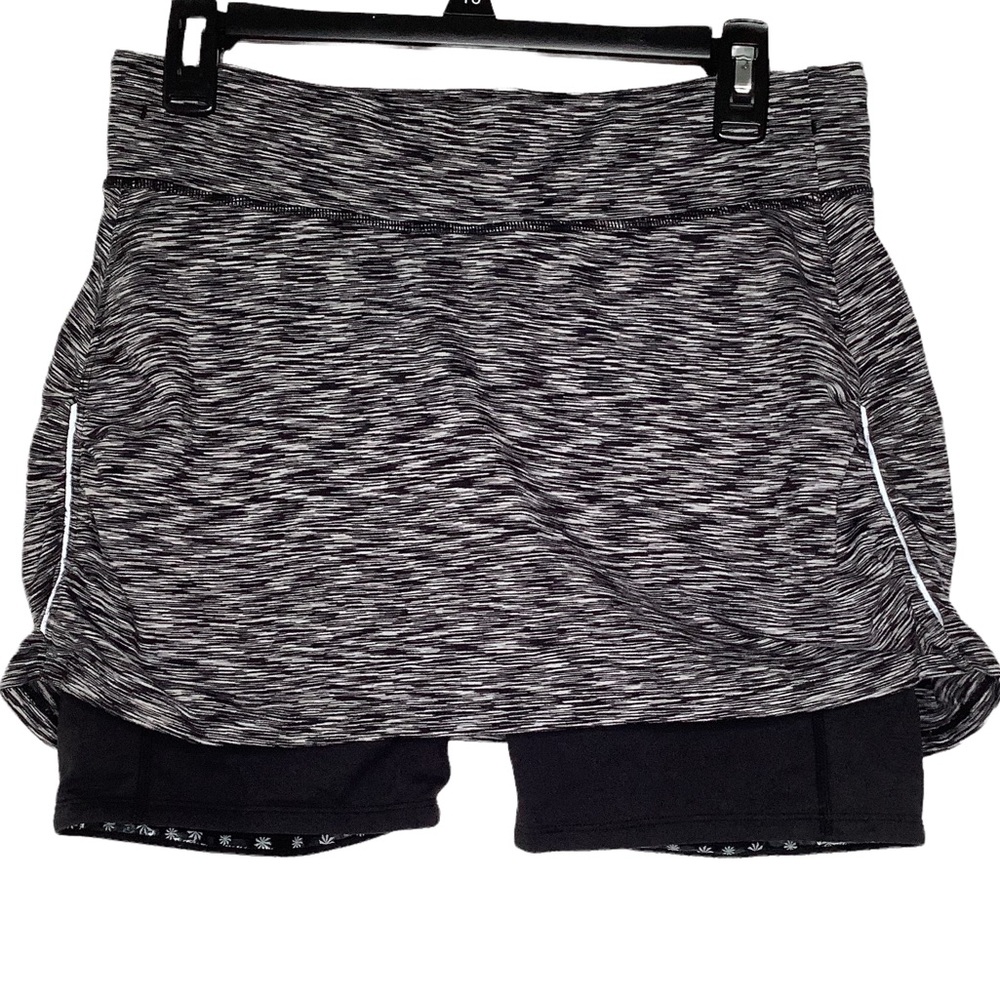 Athleta Skorts Size Medium